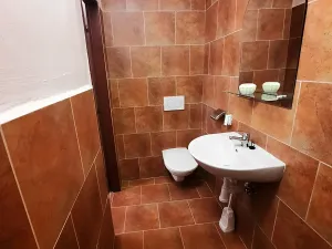 Pronájem bytu 1+1, Praha - Smíchov, Mošnova, 35 m2