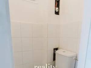 Pronájem bytu 1+1, Praha - Karlín, 34 m2