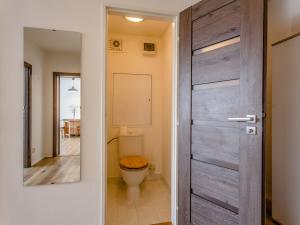 Pronájem bytu 3+kk, Praha - Chodov, Mikulova, 64 m2