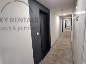 Pronájem bytu 2+kk, Praha - Smíchov, Plzeňská, 40 m2