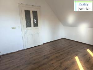 Pronájem bytu 2+1, Liberec, Karoliny Světlé, 51 m2