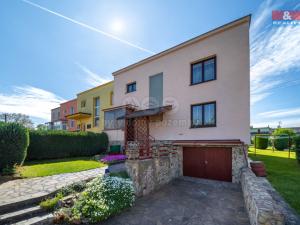 Prodej rodinného domu, Hrádek, Požárníků, 141 m2