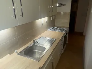 Pronájem bytu 3+1, Praha - Nové Město, Na Moráni, 70 m2