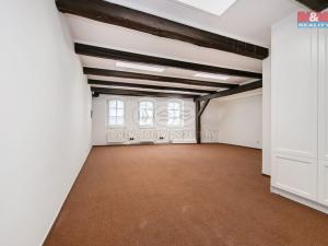 Pronájem kanceláře, Žatec, náměstí Svobody, 93 m2