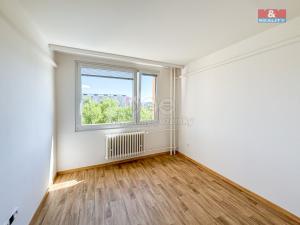 Pronájem bytu 3+1, Praha - Kobylisy, Kaňkovského, 72 m2