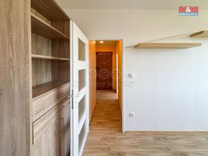 Pronájem bytu 3+1, Praha - Kobylisy, Kaňkovského, 72 m2