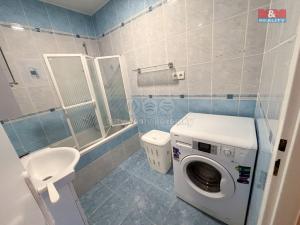 Pronájem bytu 3+1, Praha - Kobylisy, Kaňkovského, 72 m2