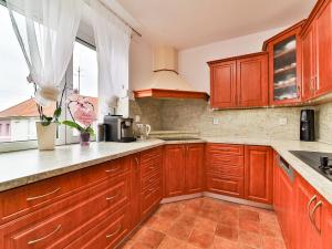 Prodej bytu 4+1, Sokolov, Heyrovského, 91 m2
