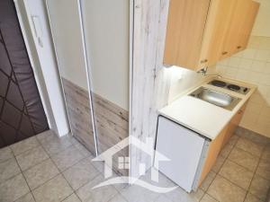 Pronájem bytu 1+1, Praha - Strašnice, V olšinách, 37 m2