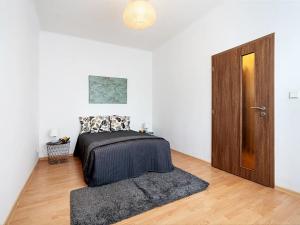 Prodej bytu 2+1, Praha - Žižkov, Biskupcova, 43 m2