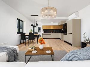 Prodej bytu 3+kk, Praha - Vysočany, Novovysočanská, 98 m2