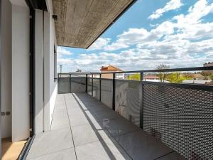 Prodej bytu 3+kk, Praha - Vysočany, Novovysočanská, 98 m2