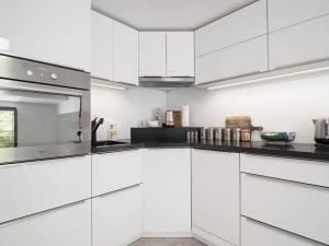 Pronájem bytu 1+kk, Praha - Karlín, U Mlýnského kanálu, 47 m2