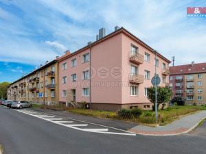 Prodej bytu 2+1, Karlovy Vary - Dvory, Lipová, 57 m2