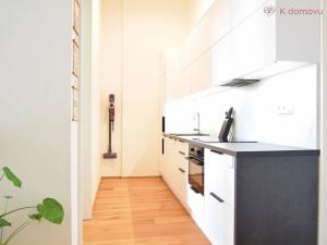 Pronájem bytu 2+kk, Brno, Antonína Slavíka, 52 m2