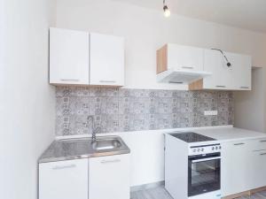 Prodej bytu 2+1, Praha - Vršovice, Ruská, 49 m2