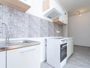 Prodej bytu 2+1, Praha - Vršovice, Ruská, 49 m2