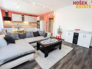 Prodej rodinného domu, Újezd u Brna, Na Zahrádkách, 259 m2