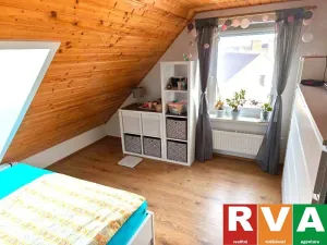 Prodej rodinného domu, Hradec, 200 m2