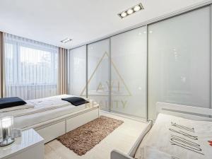 Pronájem bytu 2+kk, Praha - Břevnov, Tomanova, 55 m2