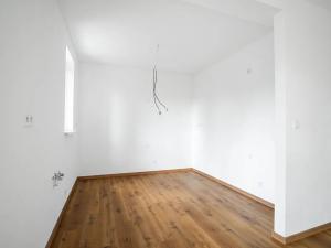 Pronájem domu na klíč, Kamenice, 183 m2