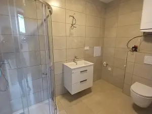 Pronájem kanceláře, Praha - Vokovice, Kladenská, 38 m2