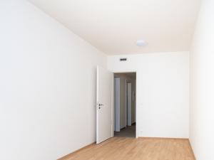 Pronájem bytu 2+kk, Praha - Vysočany, Smržových, 55 m2