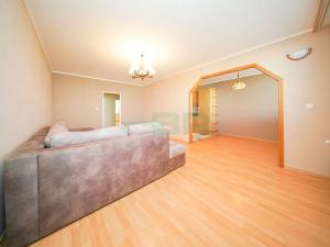 Prodej bytu 3+1, Praha - Řepy, Laudova, 88 m2