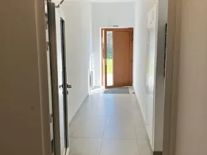Pronájem bytu 2+kk, Praha - Prosek, Prosecká, 78 m2