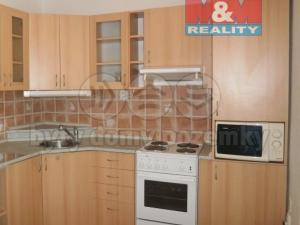 Pronájem bytu 1+1, Pardubice - Bílé Předměstí, Na Okrouhlíku, 30 m2