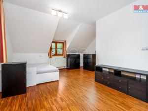 Prodej rodinného domu, Kamenice - Ládví, Lísková, 299 m2