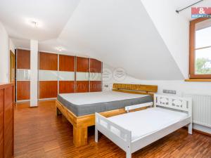 Prodej rodinného domu, Kamenice - Ládví, Lísková, 299 m2