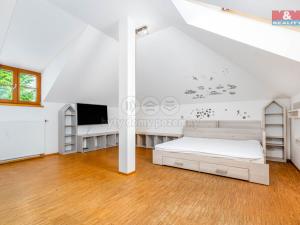 Prodej rodinného domu, Kamenice - Ládví, Lísková, 299 m2