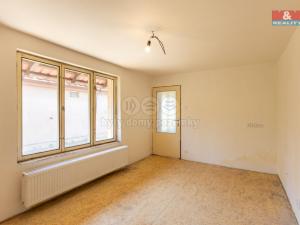 Prodej rodinného domu, Pochvalov, 220 m2