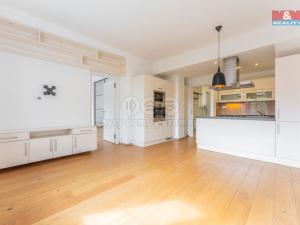 Prodej bytu 3+kk, Praha, Na Maninách, 70 m2