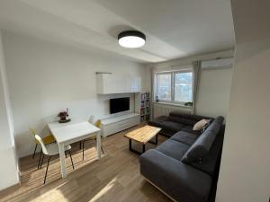 Prodej bytu 3+1, Zlín - Louky, třída Tomáše Bati, 87 m2