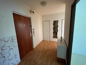 Prodej bytu 2+1, Čelákovice, Stankovského, 52 m2