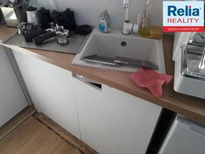 Pronájem obchodního prostoru, Liberec, nám. Šaldovo, 10 m2