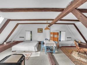 Prodej rodinného domu, Meziměstí, 300 m2