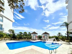 Prodej bytu 3+kk, Estepona, Španělsko, 74 m2