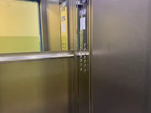 Pronájem bytu 1+kk, Pardubice, Brožíkova, 38 m2