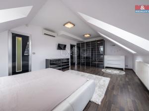 Prodej bytu 2+kk, Horoměřice, T. G. Masaryka, 95 m2