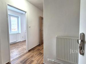 Pronájem bytu 2+kk, Písek, Nádražní, 32 m2