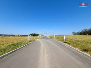 Prodej komerčního pozemku, Valeč, 841 m2