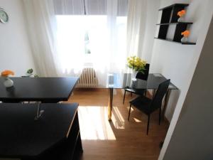 Prodej bytu 2+1, Praha - Kobylisy, Hlaváčova, 61 m2