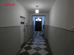 Pronájem bytu 3+1, Praha - Smíchov, Staropramenná, 129 m2