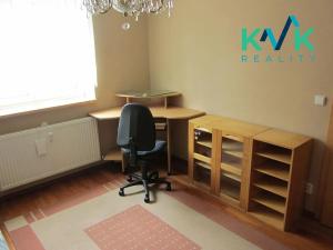 Pronájem bytu 3+1, Karlovy Vary, Šumavská, 77 m2