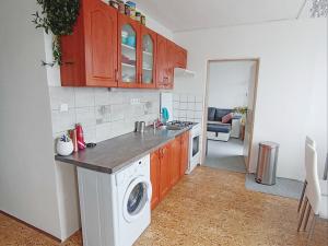 Prodej bytu 3+1, Hradec Králové - Pražské Předměstí, Baarova, 77 m2