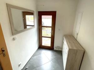 Pronájem bytu 2+1, Praha - Písnice, Ladislava Coňka, 84 m2
