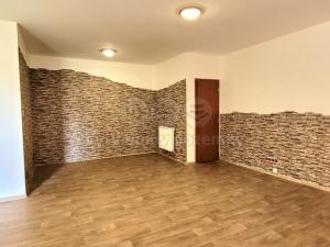Pronájem bytu 1+kk, Jablonec nad Nisou, Rybářská, 43 m2